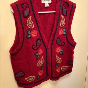 Alfred Dunner Red Floral Embroidered V-Neck Sweater Vest